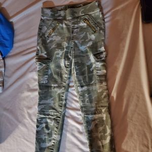 Girl's Size 8 Justice Skinny Cargo Jeggings